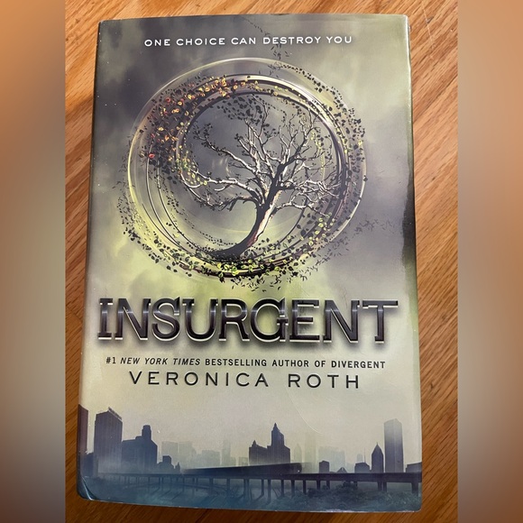 Divergent Series Box Set by Veronica Roth - Picture 5 of 7